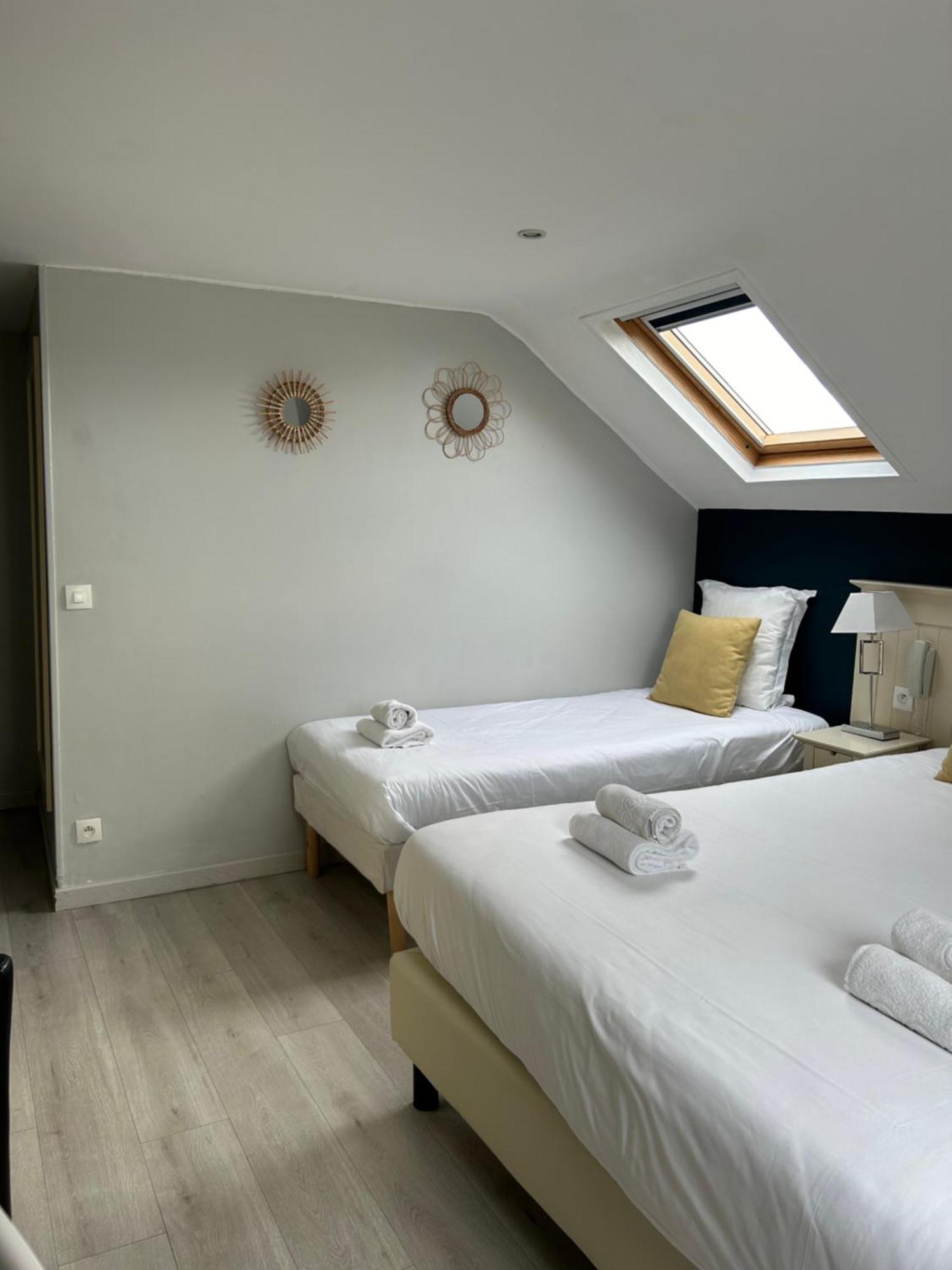 Les Embruns Hotel Trouville-sur-Mer Bagian luar foto